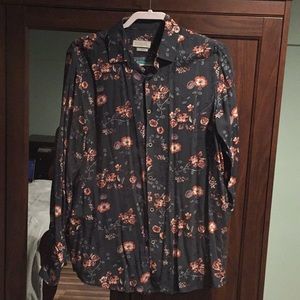 Men’s dress shirt